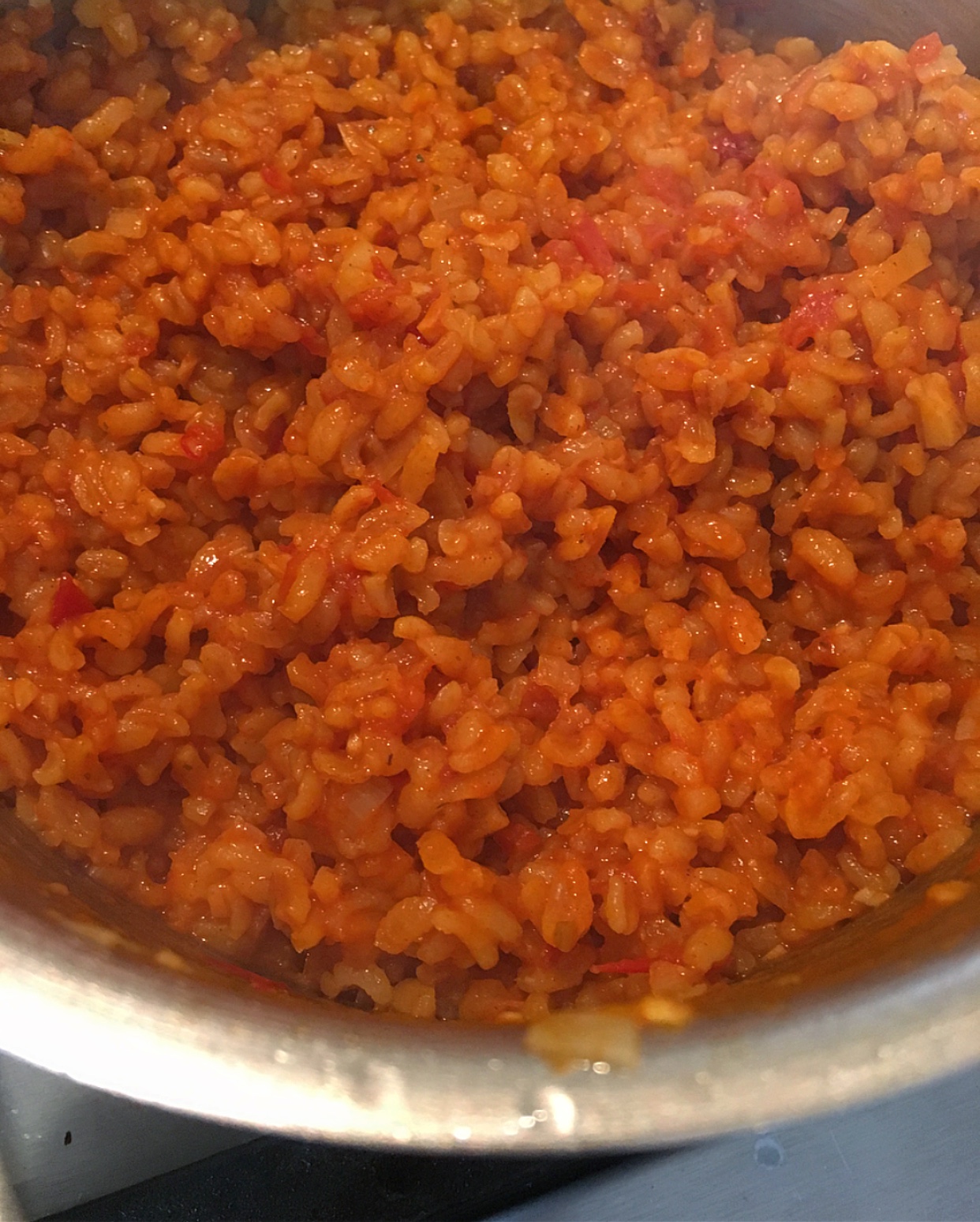 After 10-15 minutes the Bulgur is cooked. You can test the grains. If the grains need a bit more cooking add a bit more stock and place the lid on the pan for a few more minutes.