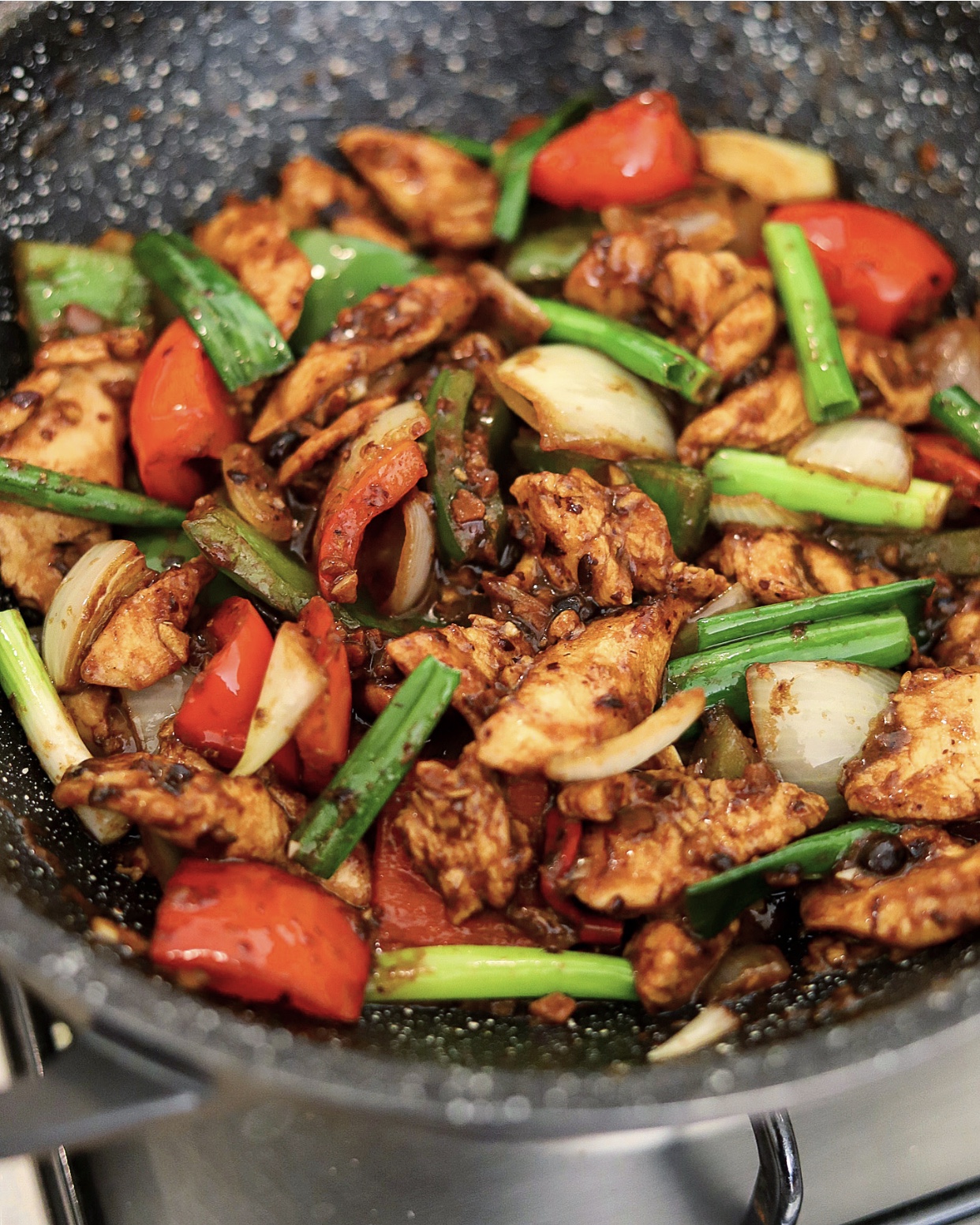 Black Bean Garlic Chicken: on of my fave Chinese dishes! Have you tried to make this at home?