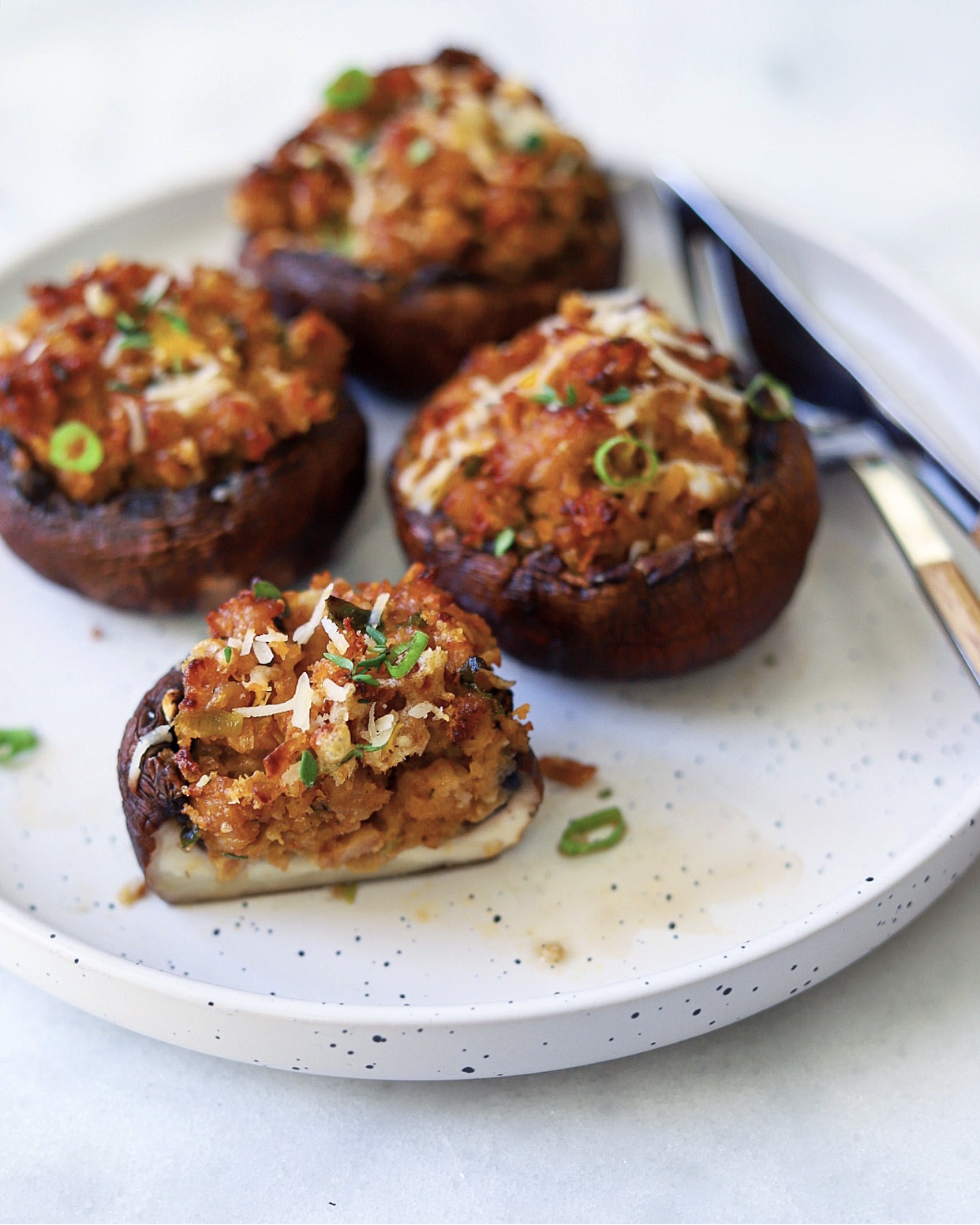 Give these mouth-watering Stuffed Mushrooms with a Surinamese twist a  go!
